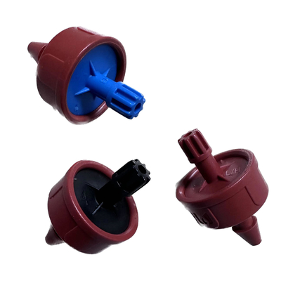 Sistema de irrigação por gotejamento Sistema de irrigação por gotejamento Jardim / Agricultura Irrigação
